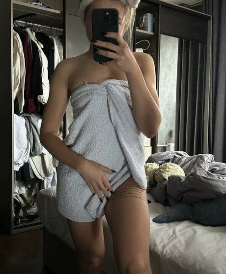Foto desnuda filtrada de OnlyFans de Zelentsova Nicole