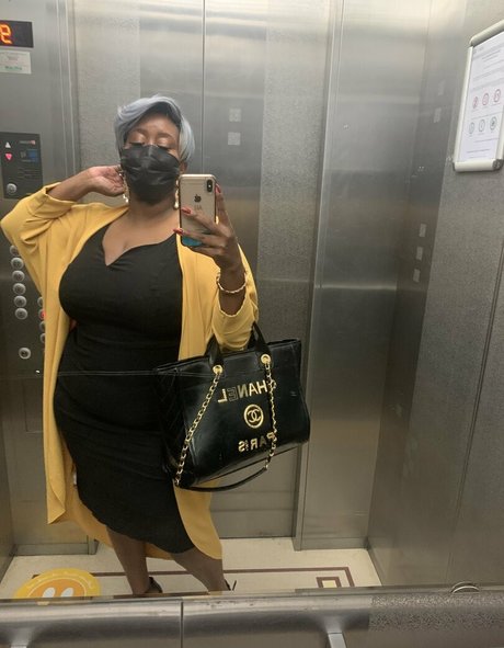 Madam___caramel