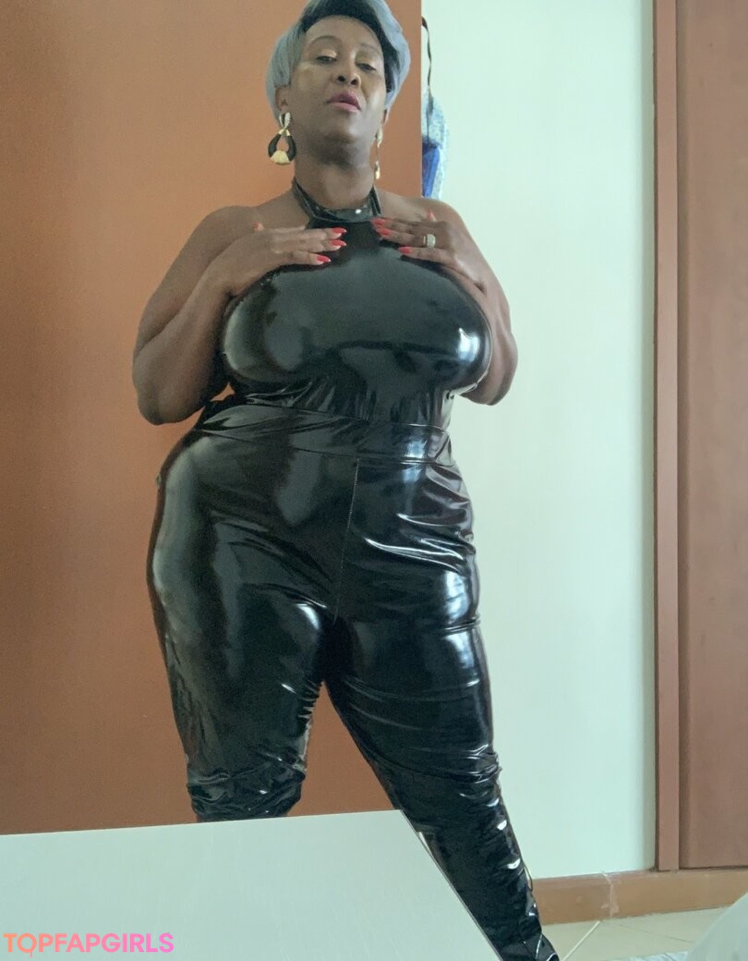 Foto desnuda filtrada de OnlyFans de Madamcaramel #86 Foto desnuda filtrada de OnlyFans de Madamcaramel #86
