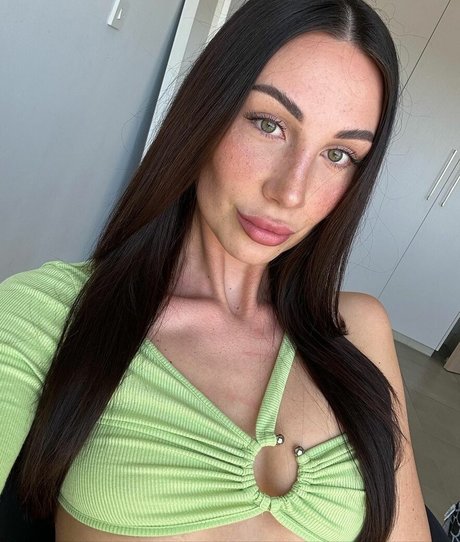 Foto desnuda filtrada de OnlyFans de Alison