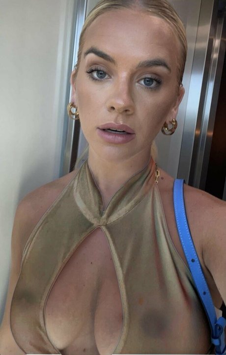 Foto desnuda filtrada de OnlyFans de Grace Beverley