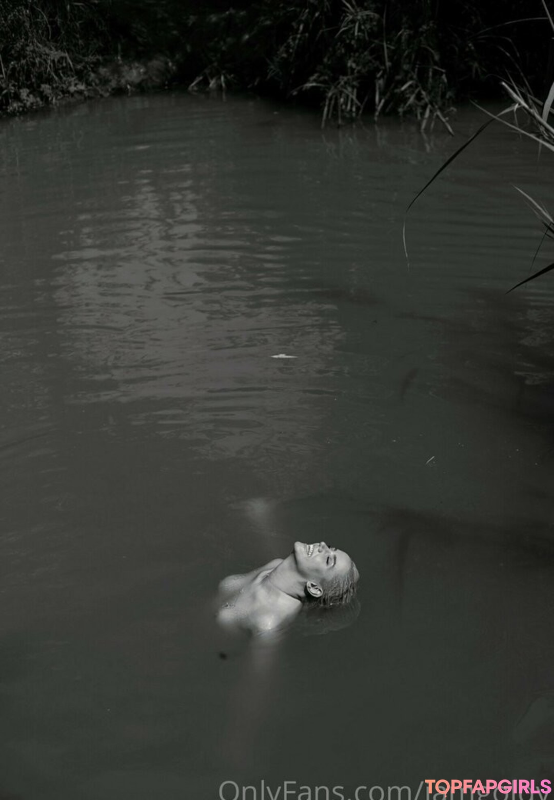 Foto desnuda filtrada de OnlyFans de Yuval Gold #15 Foto desnuda filtrada de OnlyFans de Yuval Gold #15