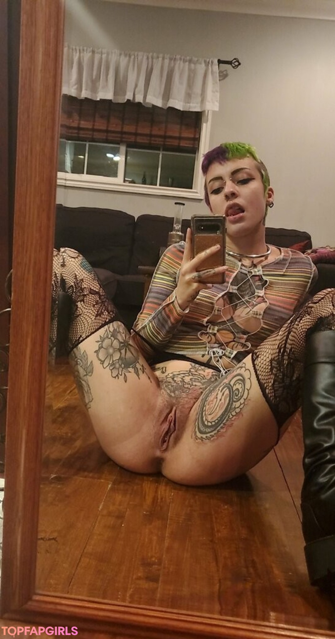 Foto desnuda filtrada de OnlyFans de Little Spittle #115 Foto desnuda filtrada de OnlyFans de Little Spittle #115