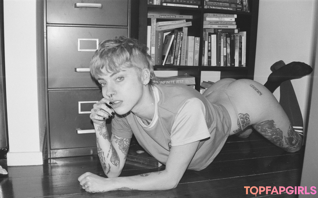 Foto desnuda filtrada de OnlyFans de Little Spittle #230 Foto desnuda filtrada de OnlyFans de Little Spittle #230