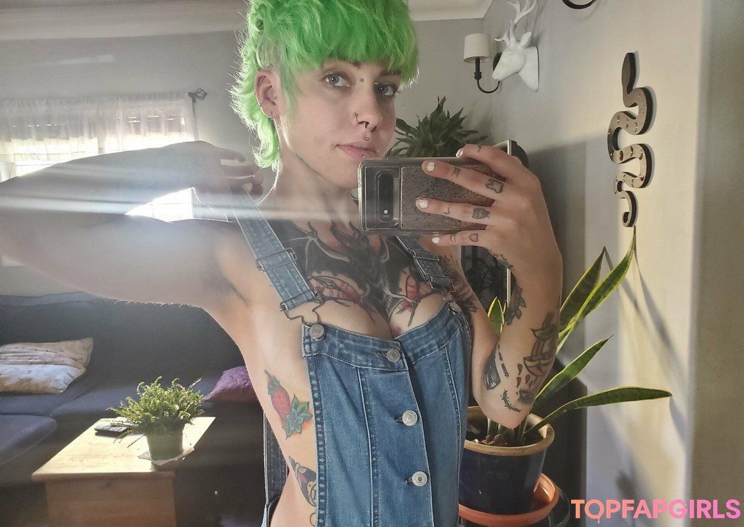 Foto desnuda filtrada de OnlyFans de Little Spittle #597 Foto desnuda filtrada de OnlyFans de Little Spittle #597