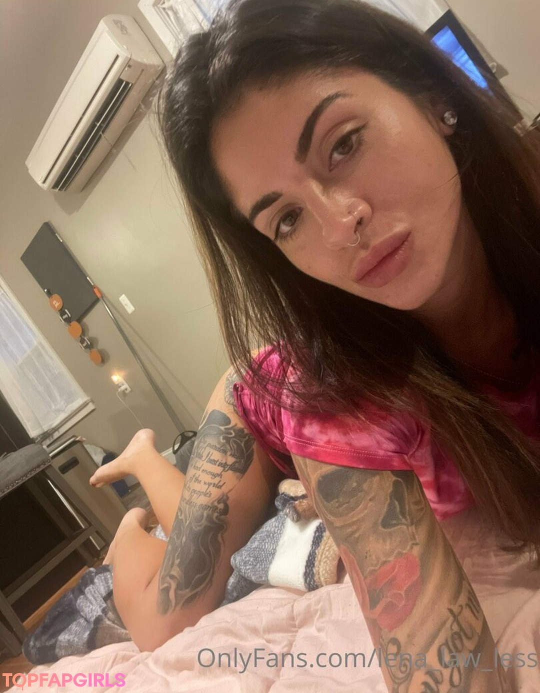 Foto desnuda filtrada de OnlyFans de Lenalawless #41 Foto desnuda filtrada de OnlyFans de Lenalawless #41