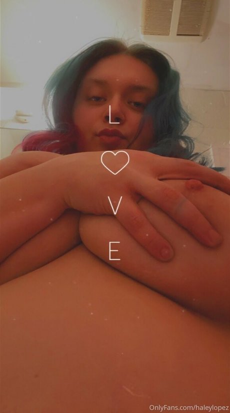 Foto desnuda filtrada de OnlyFans de Haleylopez