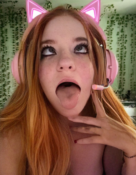 Redpandaeyes