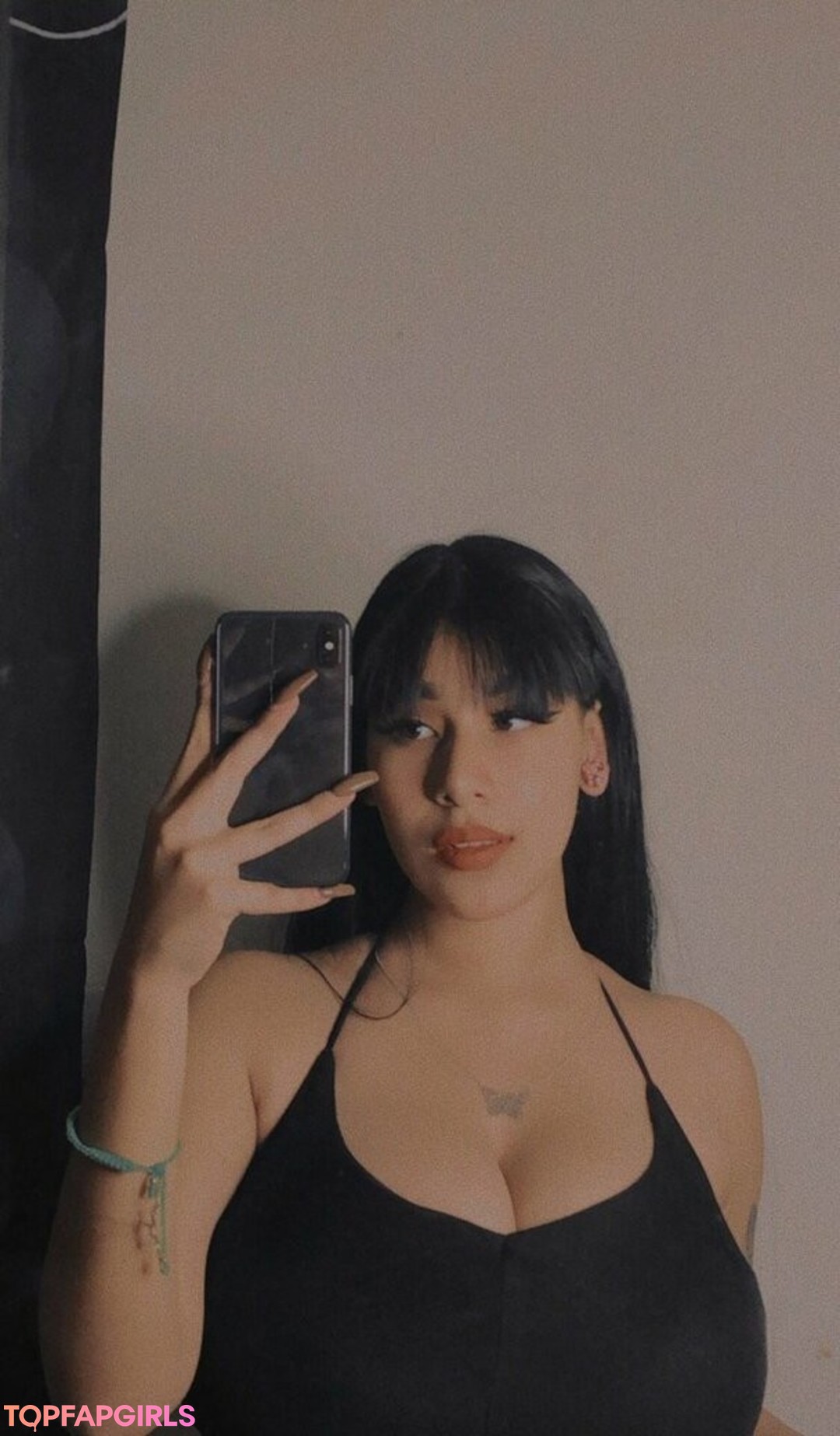 Foto desnuda filtrada de OnlyFans de Fernanda V #444 Foto desnuda filtrada de OnlyFans de Fernanda V #444