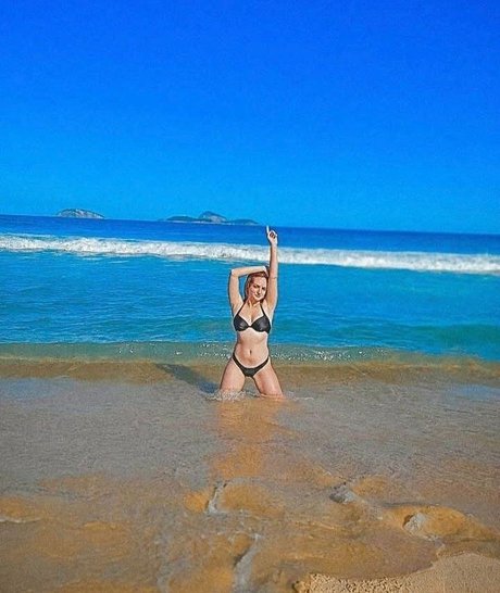 Foto desnuda filtrada de OnlyFans de Eijanine