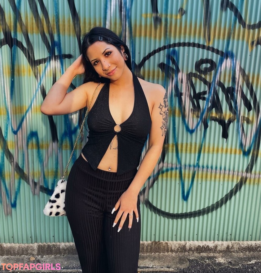 Foto desnuda filtrada de OnlyFans de Death Heartt #18 Foto desnuda filtrada de OnlyFans de Death Heartt #18