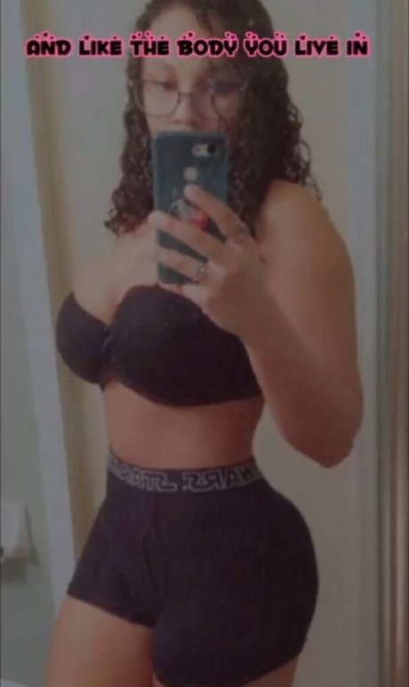 Foto desnuda filtrada de OnlyFans de Ravenofchaos