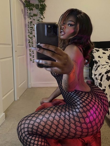 Foto desnuda filtrada de OnlyFans de Mayhashira