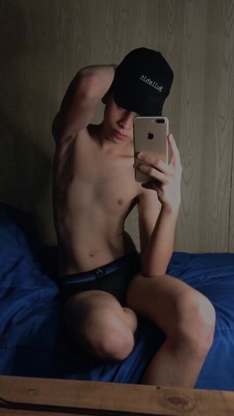 Foto desnuda filtrada de OnlyFans de Rodrigo 