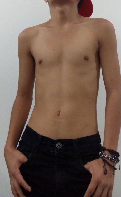 Foto desnuda filtrada de OnlyFans de Axel Twink