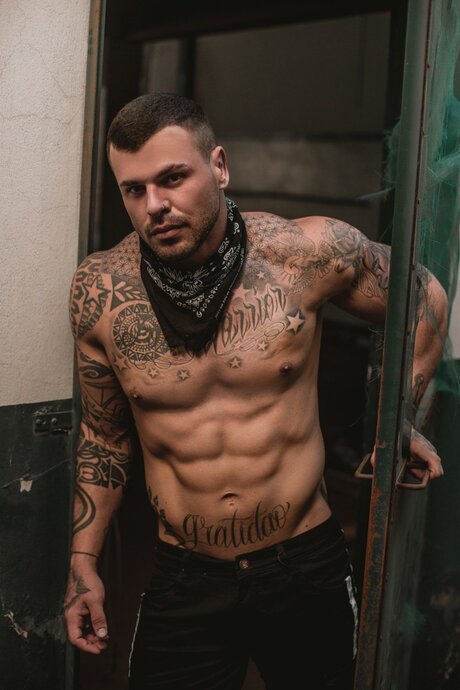 Foto desnuda filtrada de OnlyFans de Adalto Schuelter
