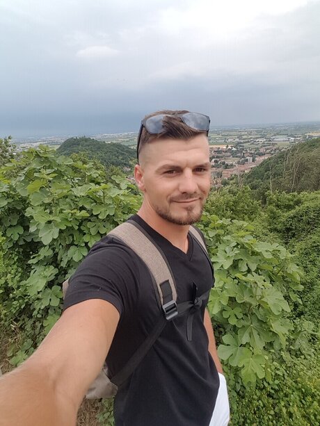 Foto desnuda filtrada de OnlyFans de Plescan Ionut