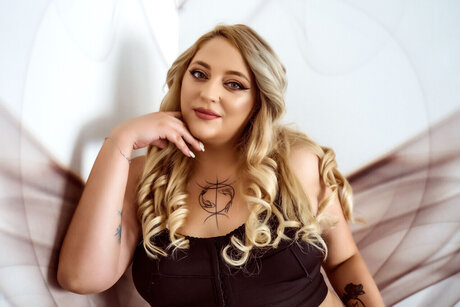 Foto desnuda filtrada de OnlyFans de Alliebutterflyx Free