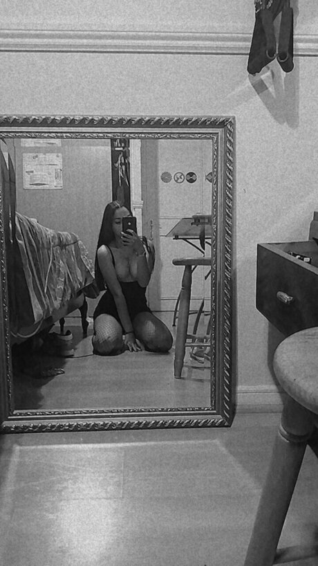 Foto desnuda filtrada de OnlyFans de Paula