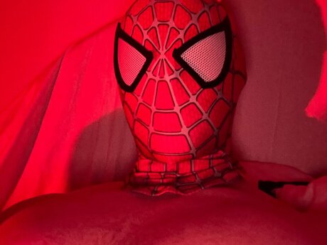 Foto desnuda filtrada de OnlyFans de Peter Parker