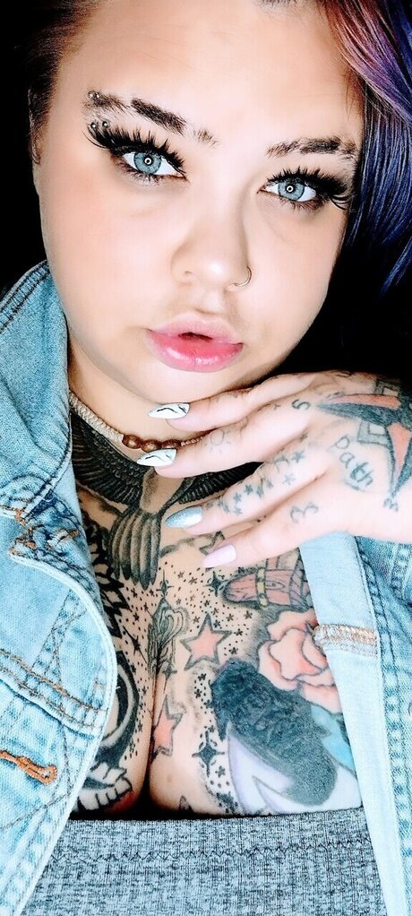Foto desnuda filtrada de OnlyFans de Sheila Summers