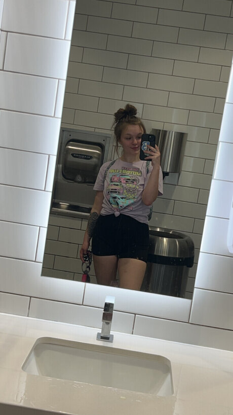 Foto desnuda filtrada de OnlyFans de Kenz