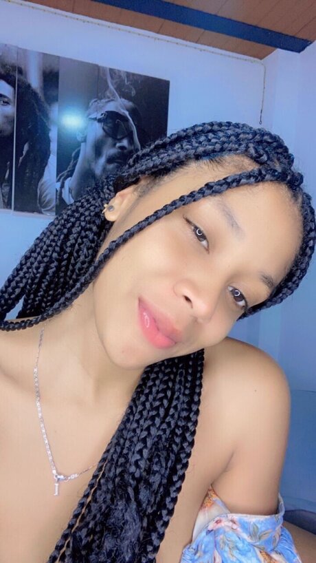 Foto desnuda filtrada de OnlyFans de Electra Jones