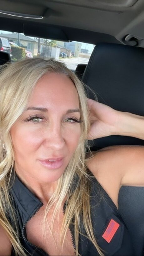 Foto desnuda filtrada de OnlyFans de Anisia G