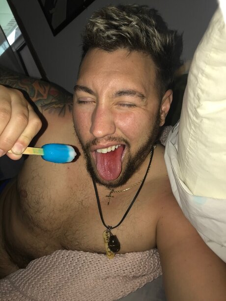 Foto desnuda filtrada de OnlyFans de Thedapperwulf