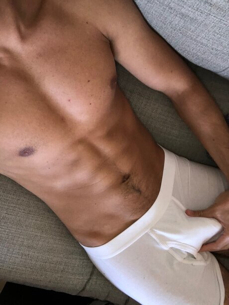 Foto desnuda filtrada de OnlyFans de Tgirlnations