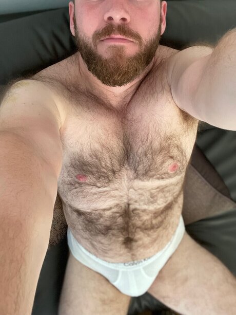 Foto desnuda filtrada de OnlyFans de Hairyissues
