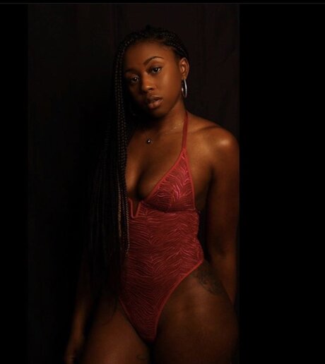 Leece Nicole