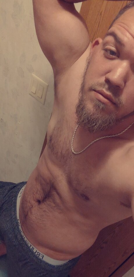 Foto desnuda filtrada de OnlyFans de Stacked2jacked28