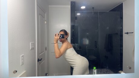 Foto desnuda filtrada de OnlyFans de Aleseg21