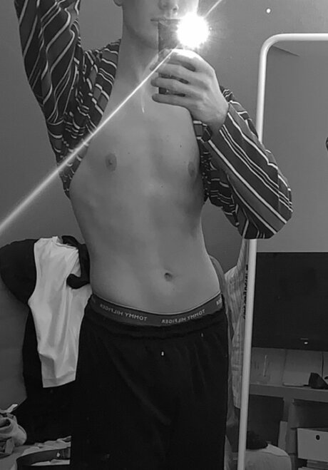 Foto desnuda filtrada de OnlyFans de Sander