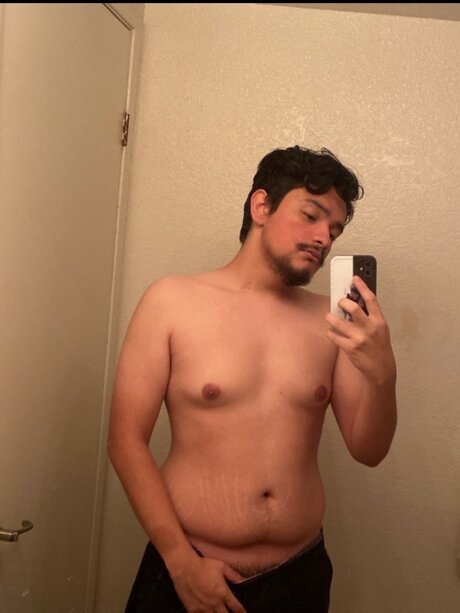 Foto desnuda filtrada de OnlyFans de Oscar