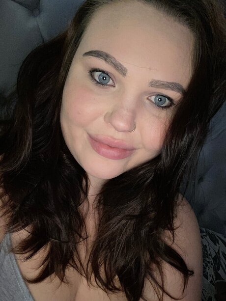 Foto desnuda filtrada de OnlyFans de Peaches 