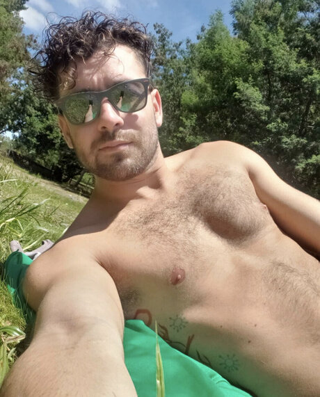 Foto desnuda filtrada de OnlyFans de Xavier Reiss