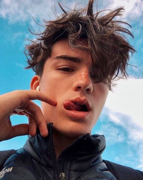 Foto desnuda filtrada de OnlyFans de Marcel