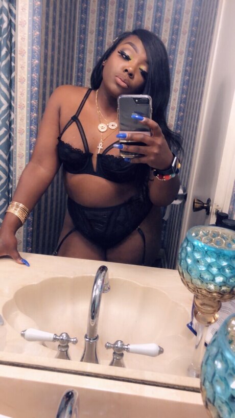 Foto desnuda filtrada de OnlyFans de Rodricka