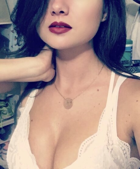 Foto desnuda filtrada de OnlyFans de Elaine Cross