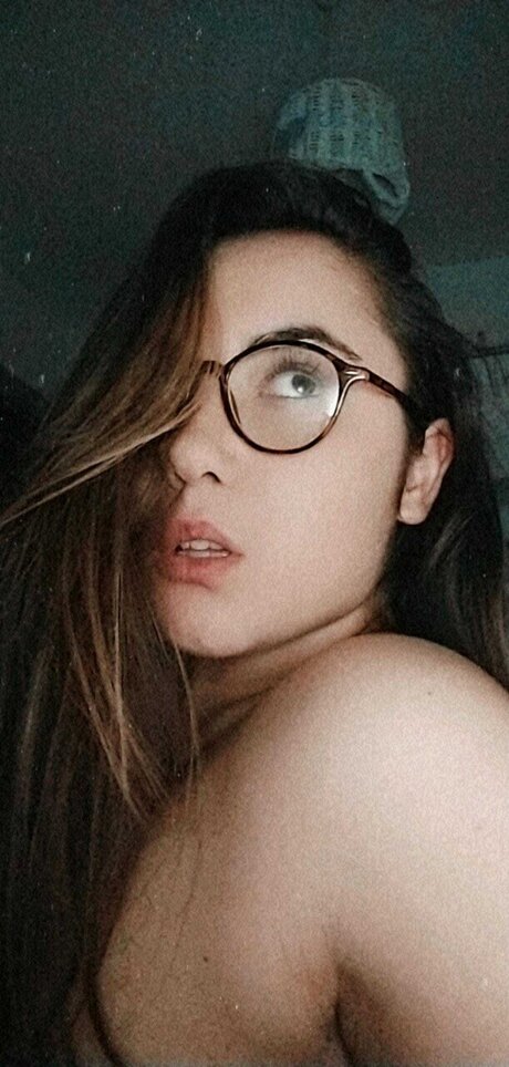 Foto desnuda filtrada de OnlyFans de Youbestie