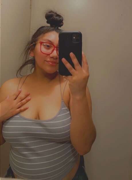 Foto desnuda filtrada de OnlyFans de Anastasia