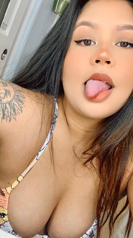 Foto desnuda filtrada de OnlyFans de Sweet Devil