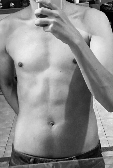 Foto desnuda filtrada de OnlyFans de Kimdong