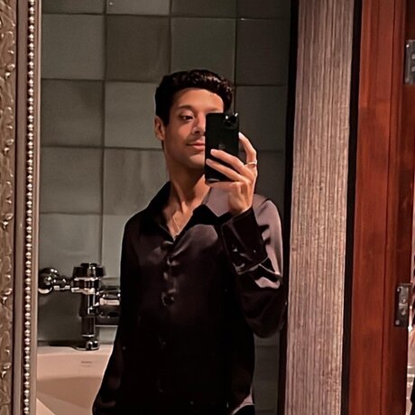 Foto desnuda filtrada de OnlyFans de Andrew Adams