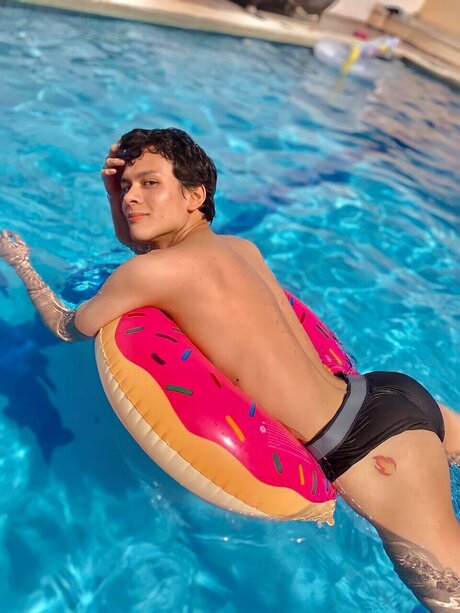 Foto desnuda filtrada de OnlyFans de Juan Martinez