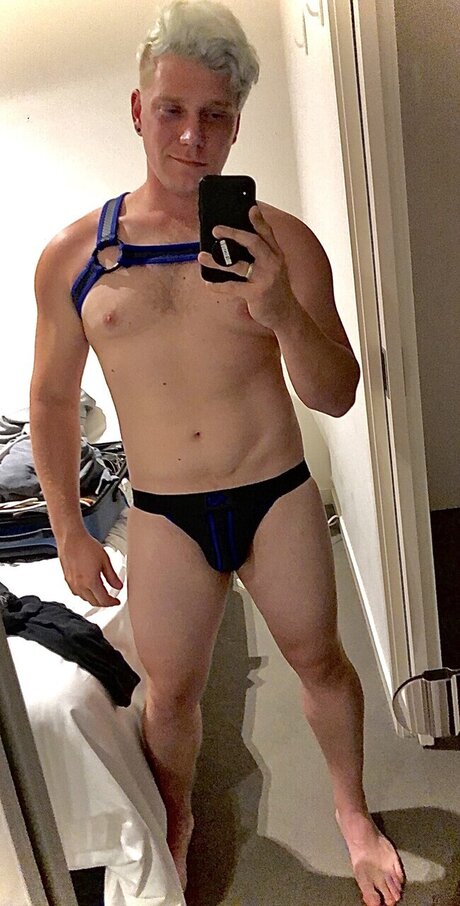Foto desnuda filtrada de OnlyFans de Andrew