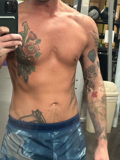 Foto desnuda filtrada de OnlyFans de Charles Roper