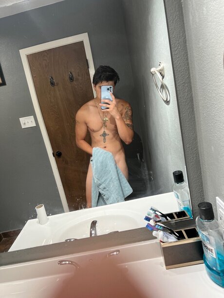 Foto desnuda filtrada de OnlyFans de Nando